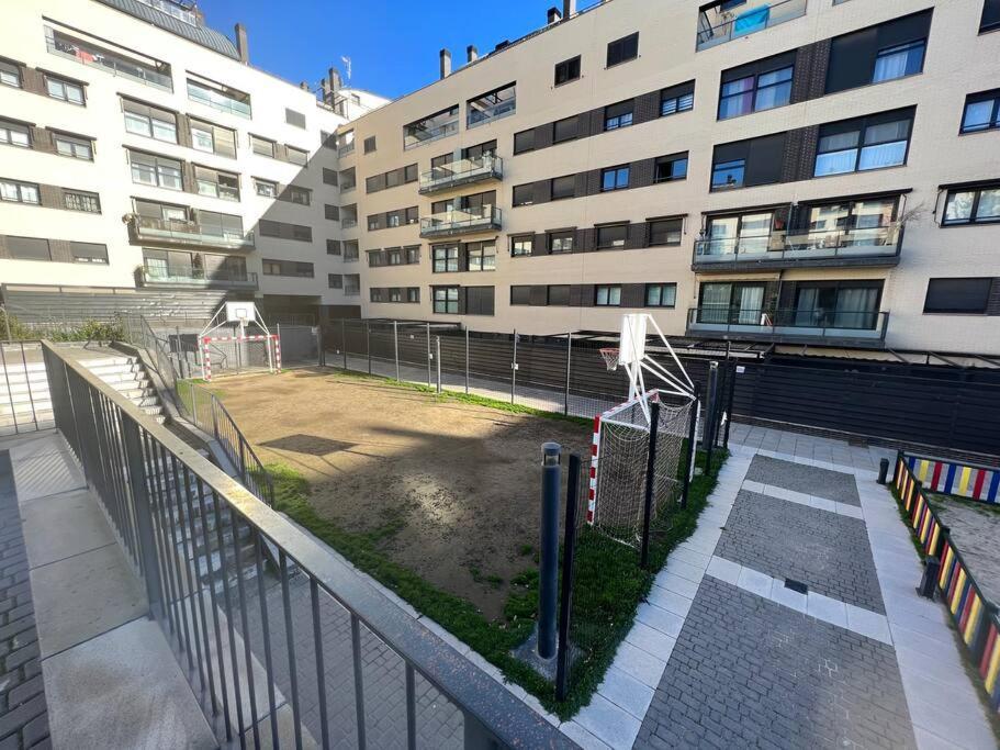 Apartamento Cerca Centro Madrid Ривас-Васьямадрид Экстерьер фото